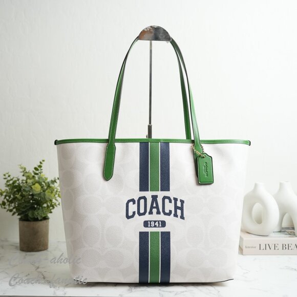 NWT Coach CBI79 City Tote Bag In Signature Canvas With Coach Graphic Chalk/Kelly - Picture 1 of 9